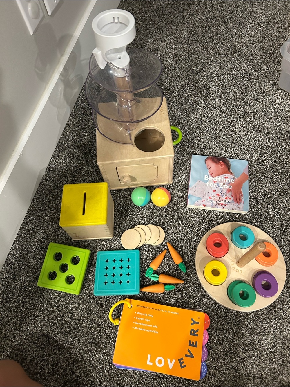 Lovevery Babbler Play kit 13-15 months